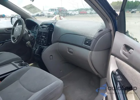 2004 Toyota Sienna Le из США, поврежденный, VIN 5TDZA23C04S071272